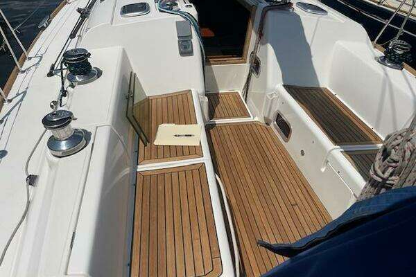 Wauquiez 40s Yacht For Sale