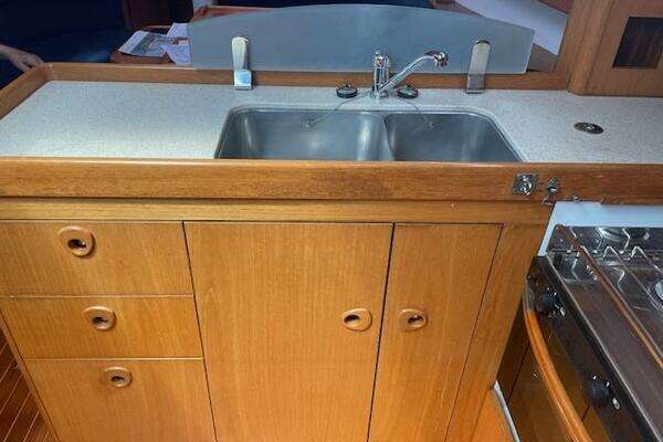 Wauquiez 40s Yacht For Sale