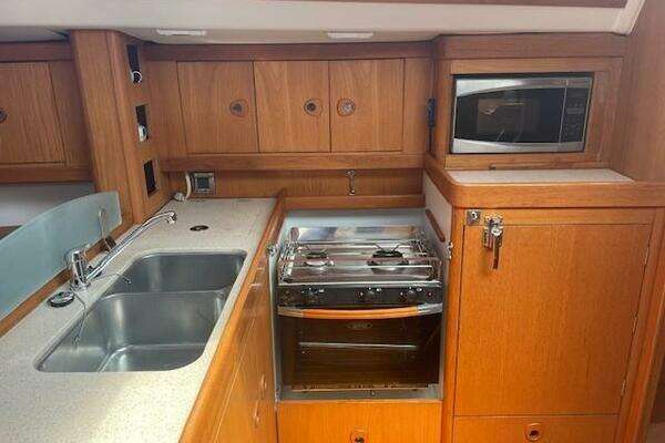Wauquiez 40s Yacht For Sale