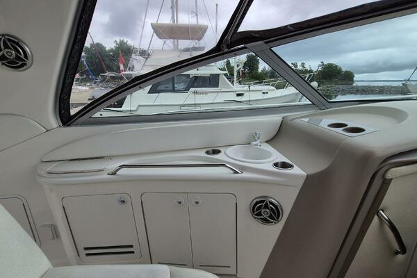 34ft Sea Ray Yacht For Sale