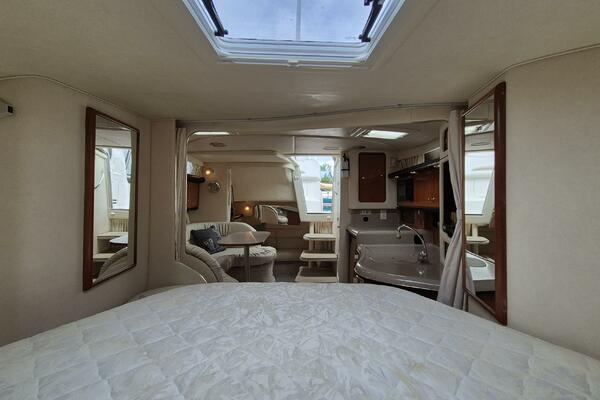 34ft Sea Ray Yacht For Sale