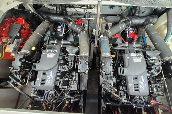 34ft Sea Ray Yacht For Sale