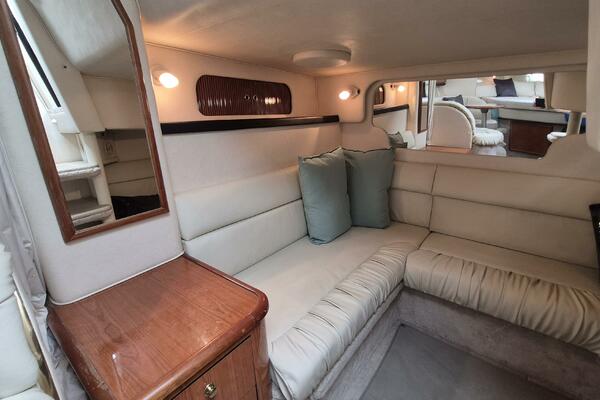 34ft Sea Ray Yacht For Sale