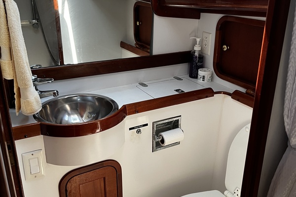 40ft Legacy Yacht For Sale