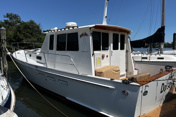 40ft Legacy Yacht For Sale