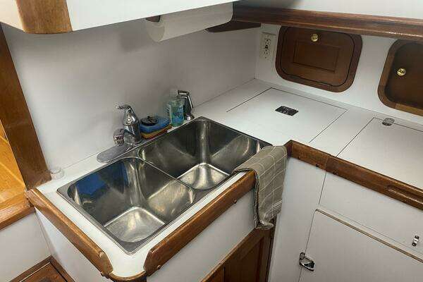 1998 Legacy 40