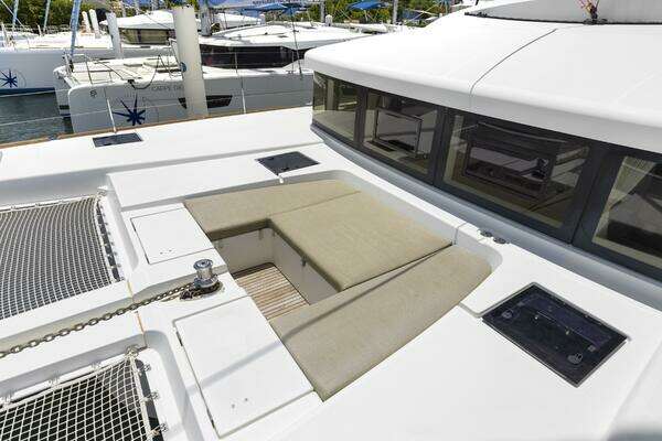 Lagoon 52 F Yacht For Sale