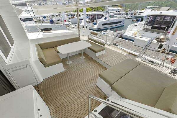 Lagoon 52 F Yacht For Sale
