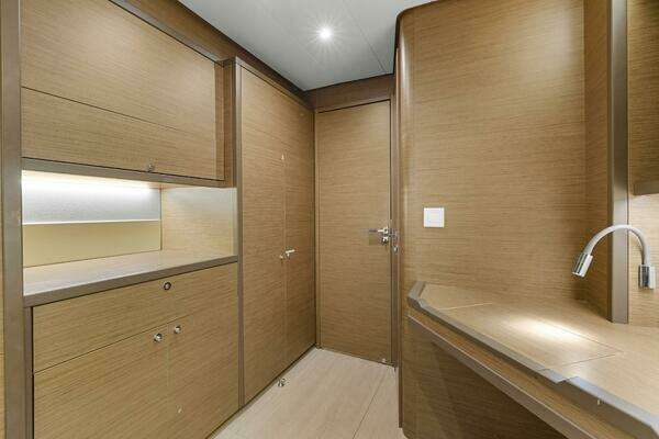 Lagoon 52 F Yacht For Sale