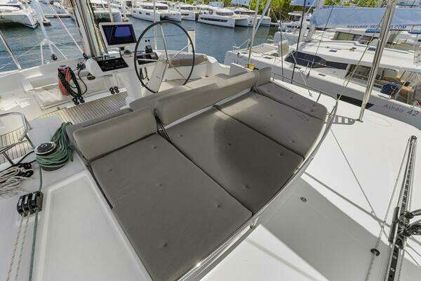 Lagoon 52 F Yacht For Sale
