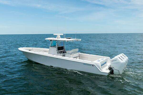 Contender 39 ST Yacht For Sale