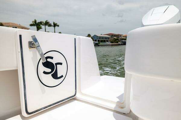Contender 39 ST Yacht For Sale