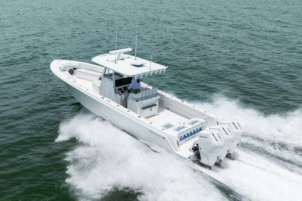 Contender 39 ST Yacht For Sale