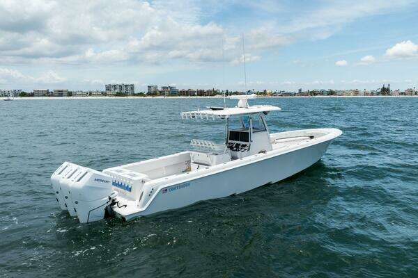 Contender 39 ST Yacht For Sale