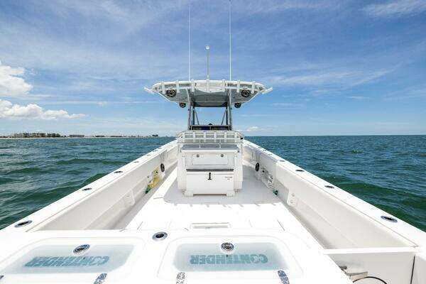 Contender 39 ST Yacht For Sale