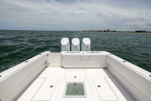Contender 39 ST Yacht For Sale