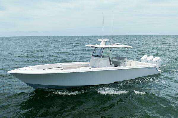 Contender 39 ST Yacht For Sale