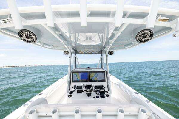 Contender 39 ST Yacht For Sale