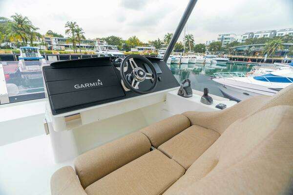 Fountaine Pajot MY6 Yacht For Sale