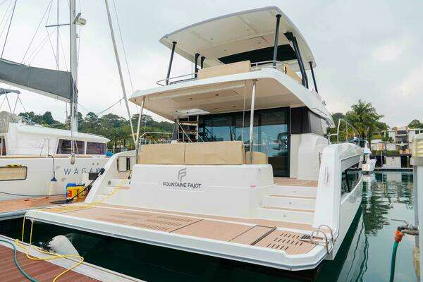 Fountaine Pajot MY6 Yacht For Sale