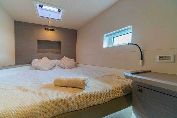 Fountaine Pajot MY6 Yacht For Sale