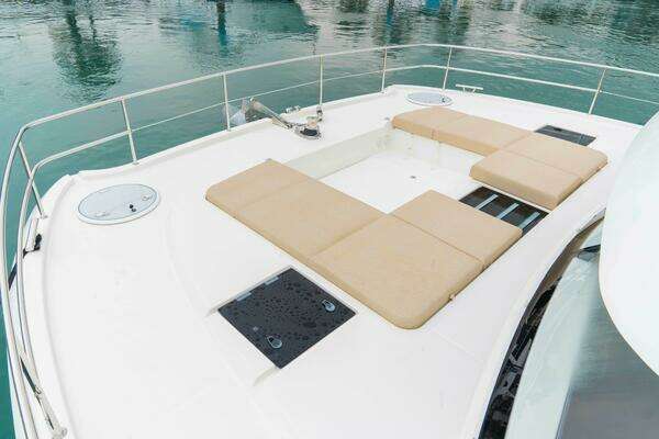 Fountaine Pajot MY6 Yacht For Sale