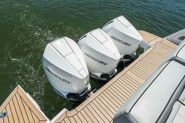 Pardo Yachts 38 Yacht For Sale