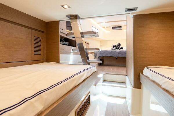Pardo Yachts 38 Yacht For Sale