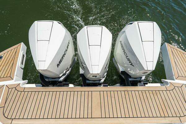 Pardo Yachts 38 Yacht For Sale