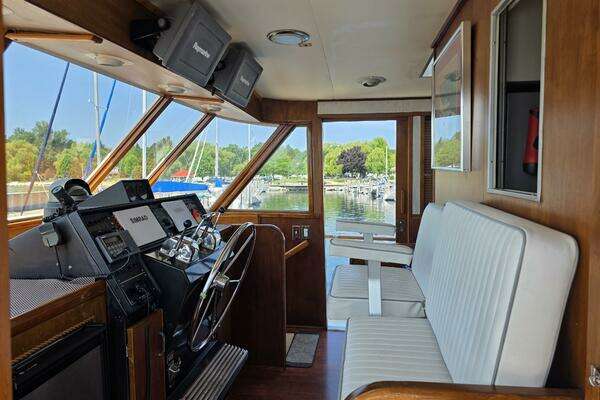 Chris-Craft Roamer 60 Yacht For Sale