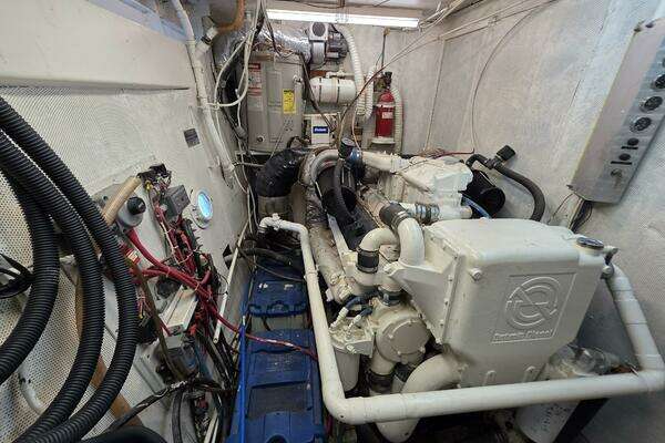 Chris-Craft Roamer 60 Yacht For Sale