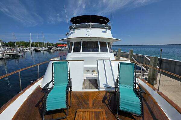 Chris-Craft Roamer 60 Yacht For Sale