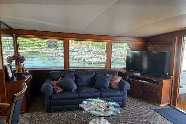 Chris-Craft Roamer 60 Yacht For Sale