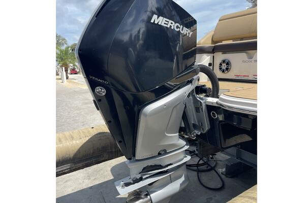 25ft Sea Ray Yacht For Sale