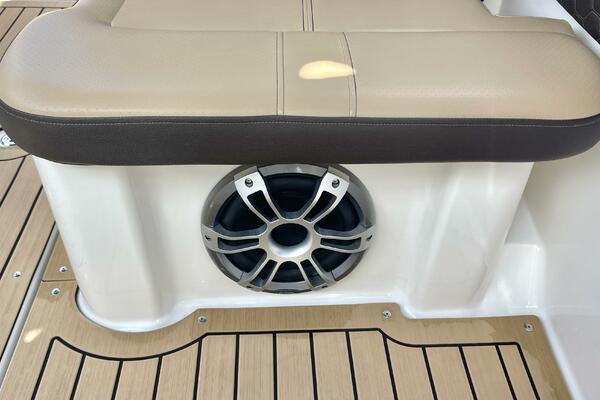 25ft Sea Ray Yacht For Sale