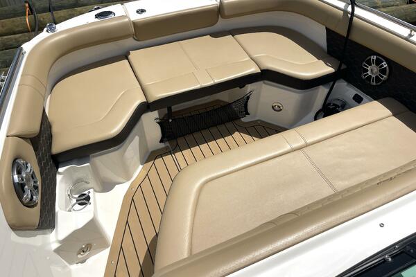 25ft Sea Ray Yacht For Sale