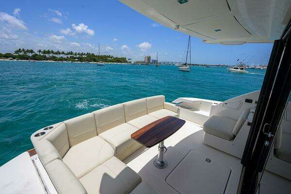 Tiara Yachts C49 Yacht For Sale
