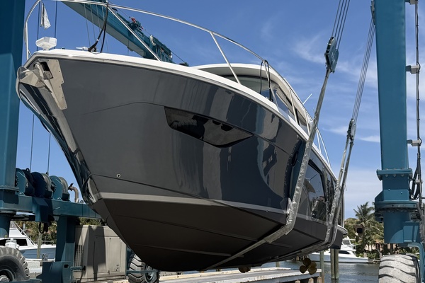 Debbie s Diamond 49ft Tiara Yachts Yacht For Sale