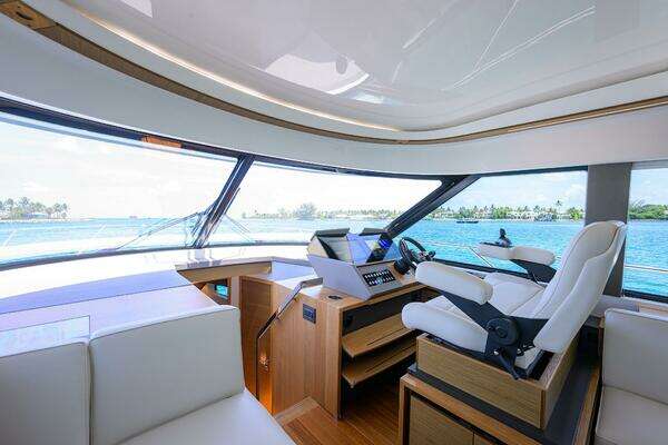 2023 Tiara Yachts 49