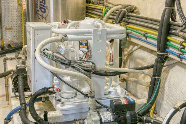 Ocean Alexander 610 Pilothouse Yacht For Sale