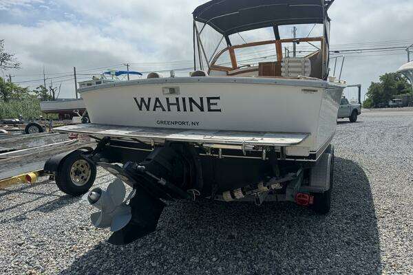 Photo of the 1984 Surf-Hunter Surfhunter 25 "Wahine"
