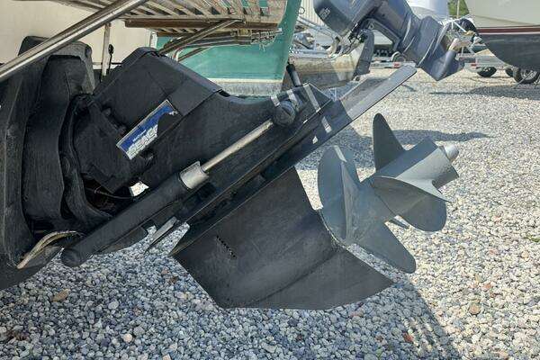 Photo of the 1984 Surf-Hunter Surfhunter 25 "Wahine"