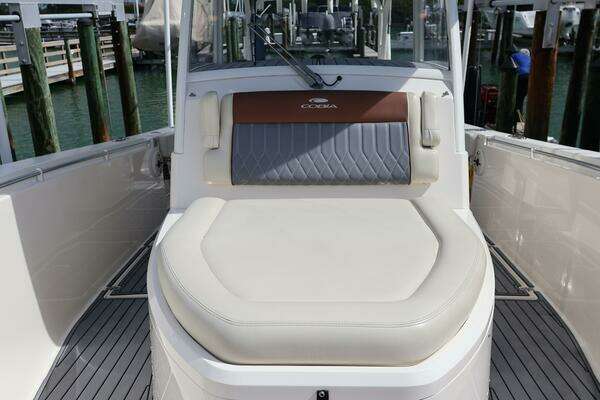 Cobia 350 CC Yacht For Sale