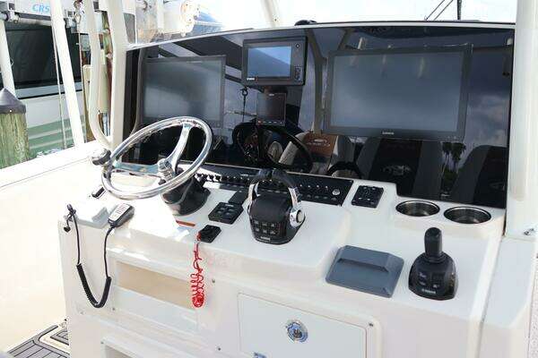 Cobia 350 CC Yacht For Sale