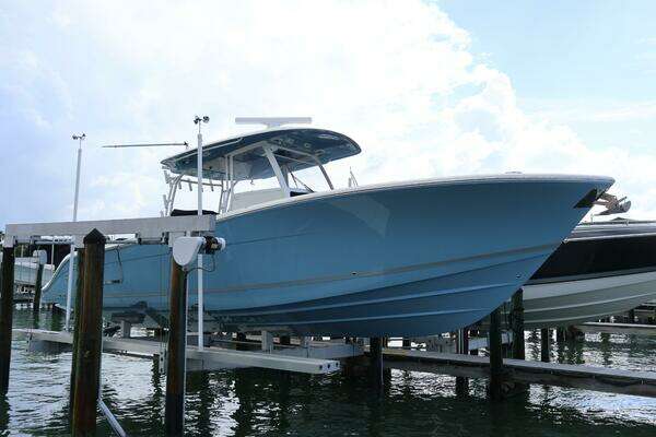 Cobia 350 CC Yacht For Sale
