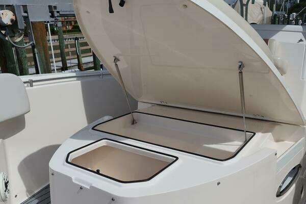 Cobia 350 CC Yacht For Sale