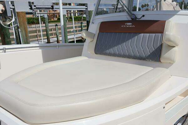 Cobia 350 CC Yacht For Sale