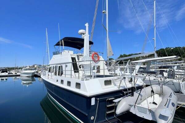 42-ft-Symbol-2000-42 Sun Deck Trawler-Law and Order-Portland Maine United States yacht for sale