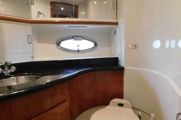 Carver 44 CPMY Yacht For Sale