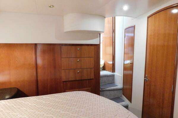 Carver 44 CPMY Yacht For Sale